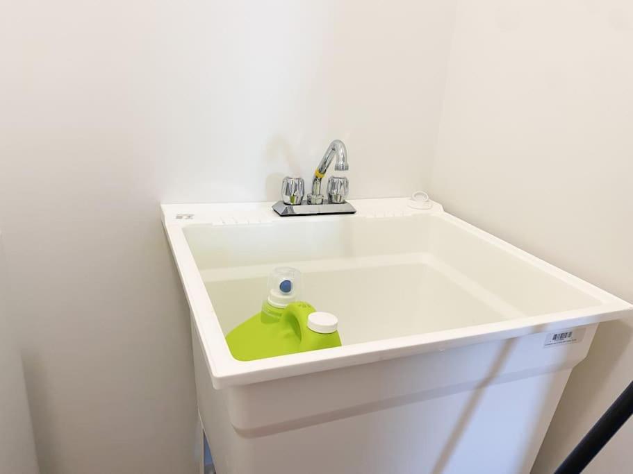 وايتباي Elegant Rooms In Shared Townhouse Next To Beach المظهر الخارجي الصورة