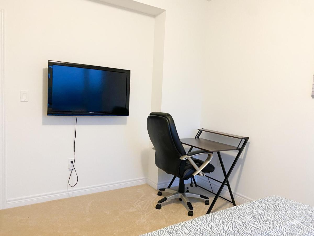 وايتباي Elegant Rooms In Shared Townhouse Next To Beach المظهر الخارجي الصورة